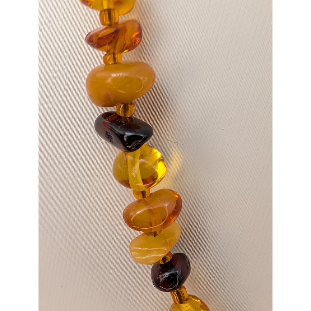 19" Necklace With Multicolor Genuine Amber Chip Beads Honey Butterscotch Baltic - Picture 3 of 5